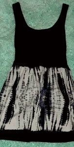 Cute tye dye black and white dress